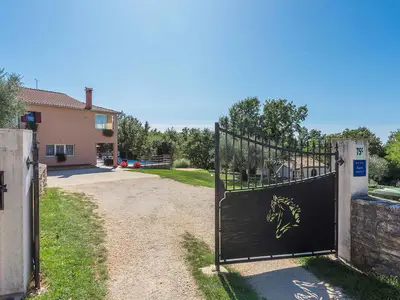 Ferienwohnung für 6 Personen (110 m²) in Radetići 10/10