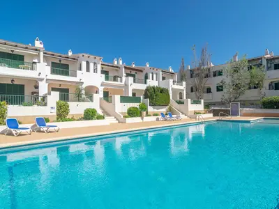 PoolOfHouse