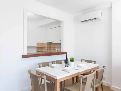 DiningRoom