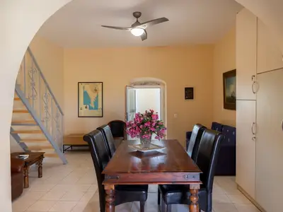 DiningRoom