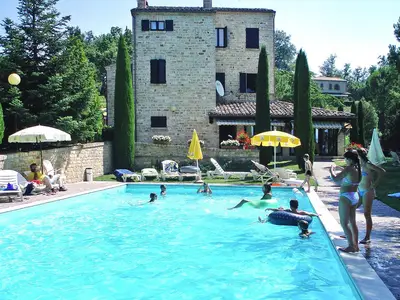 PoolOfHouse