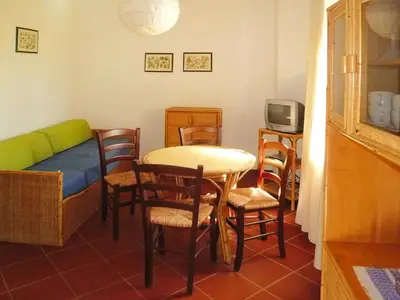DiningRoom