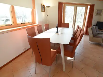 DiningRoom