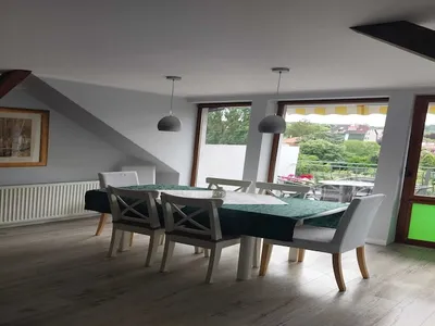 DiningRoom