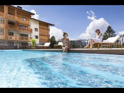 PoolOfHouse