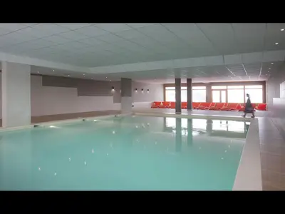 PoolOfHouse