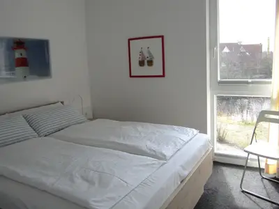 Schlafzimmer mit Doppelbett
