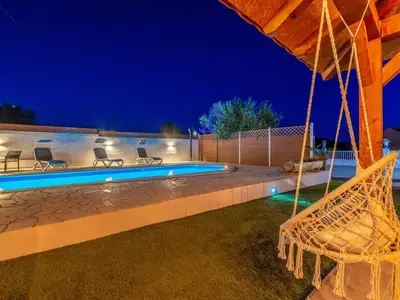 Abends gemütlich grillen, tagsüber im Pool entspannen – das perfekte Urlaubsfeeling direkt vor der Tür!