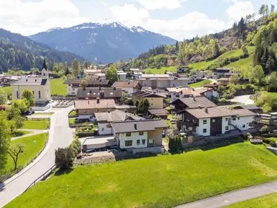 Außenseite Ferienhaus [Sommer]