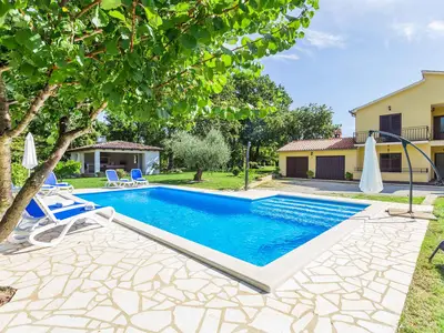 Ferienwohnung für 5 Personen (60 m²) in Kirmenjak 6/10