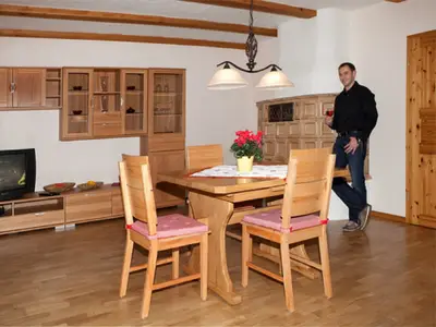 Kachelofen im Wohnzimmer