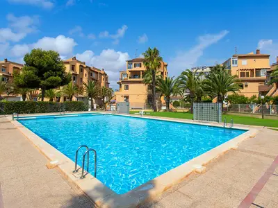PoolOfHouse