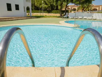 PoolOfHouse