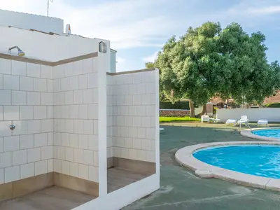 PoolOfHouse