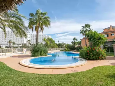 PoolOfHouse