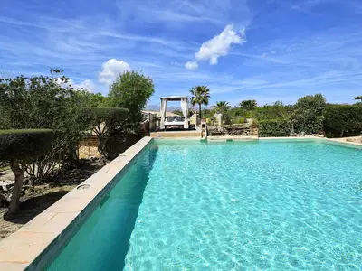 PoolOfHouse