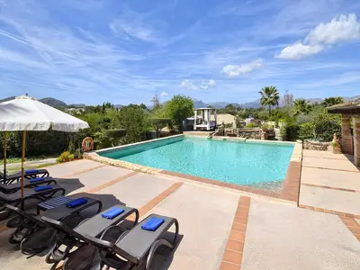 PoolOfHouse