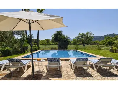 PoolOfHouse