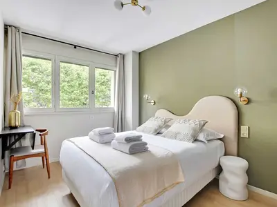 Ferienwohnung für 3 Personen (18 m²) in Meudon 1/10