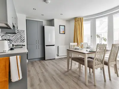 DiningRoom