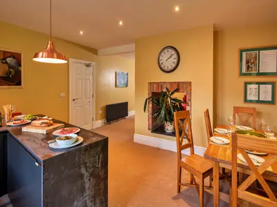 DiningRoom