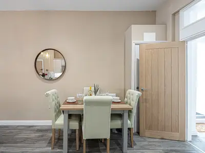 DiningRoom