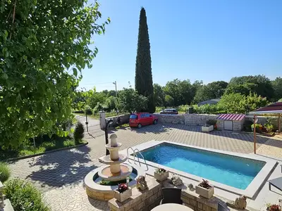 Ferienwohnung für 6 Personen (70 m²) in Jakići 5/10