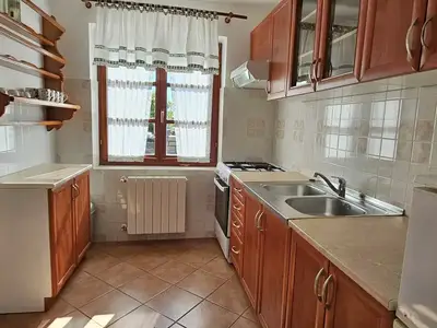 Ferienwohnung für 6 Personen (70 m²) in Jakići 7/10