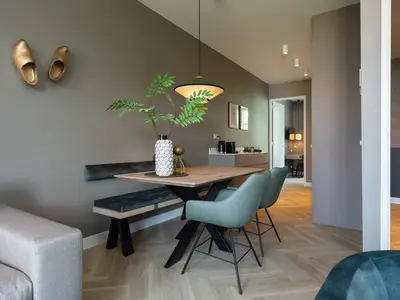 DiningRoom