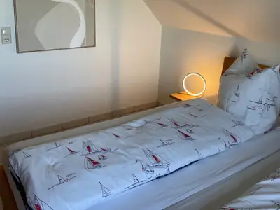 Himmelblau - Geräumiges Schlafzimmer