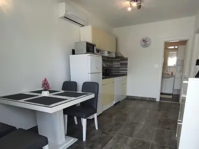 Ferienwohnung für 5 Personen in Luka Dubrava 6/10