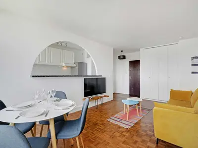 Ferienwohnung für 5 Personen (44 m²) in Buttes-Chaumont 10/10