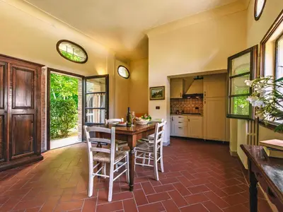 DiningRoom