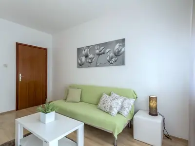 Ferienwohnung für 8 Personen in Kaštel Novi 6/10
