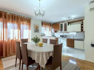 Ferienwohnung für 8 Personen in Kaštel Novi 8/10