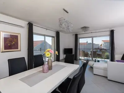 Ferienwohnung für 5 Personen in Tribunj 9/10