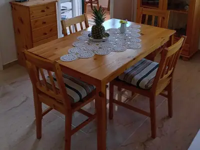 DiningRoom