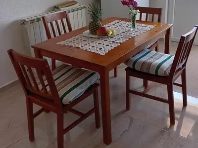 DiningRoom
