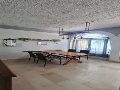 DiningRoom