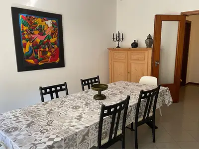DiningRoom