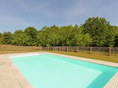 PoolOfHouse