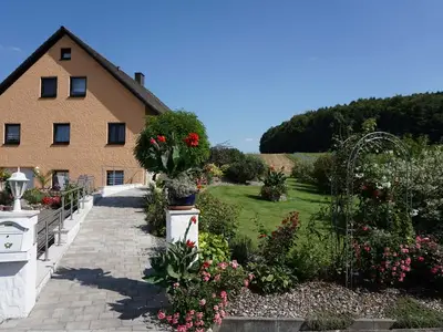 Ferienwohnung für 4 Personen (90 m²) in Oberfellendorf 2/10