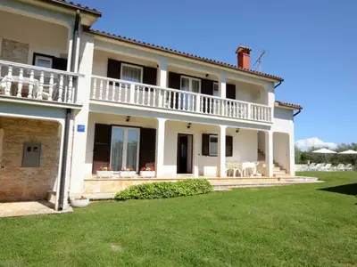 Ferienwohnung für 7 Personen (75 m²) in Lašći 10/10 Ferienwohnung für 7 Personen (75 m²) in Lašći 10/10