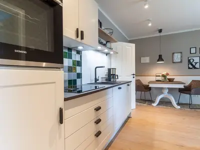Ferienwohnung für 2 Personen (45 m²) in Böhl-Süderhöft 8/10