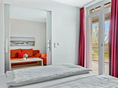 Schlafzimmer mit Doppelbett