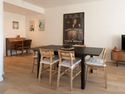 DiningRoom
