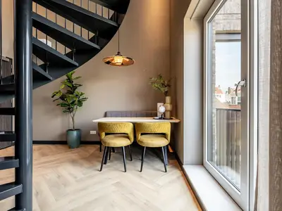 DiningRoom