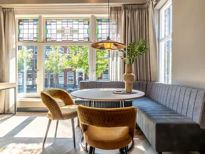 DiningRoom