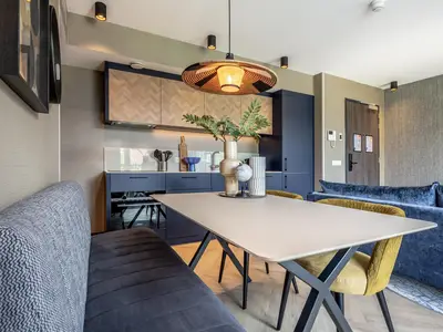 DiningRoom