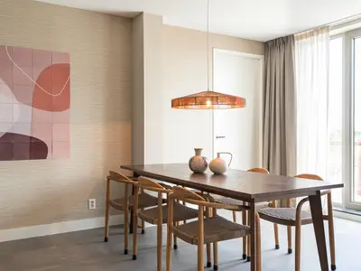 DiningRoom